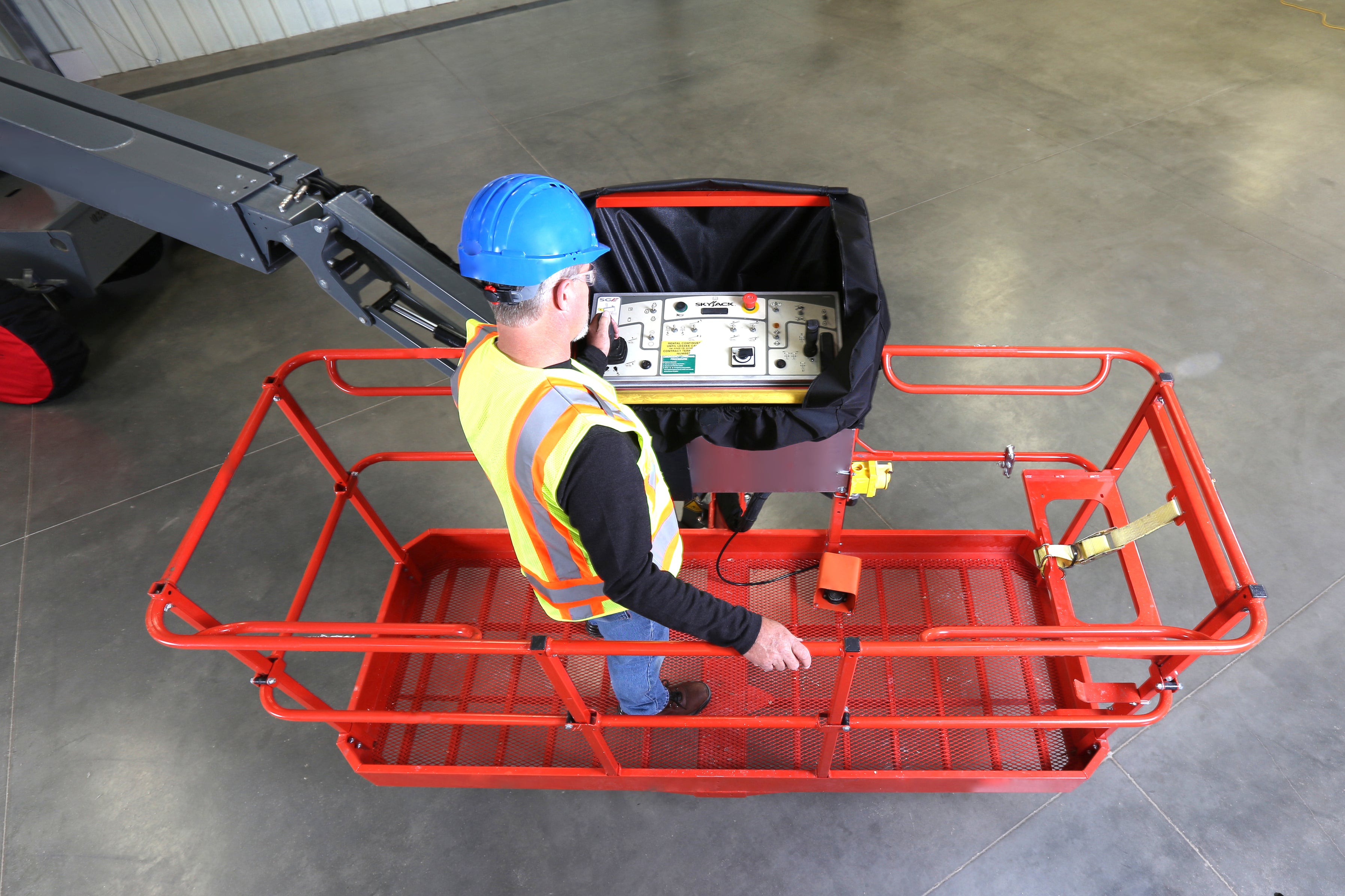 AerialJacket®s® | Protect scissor lifts, control boxes and boom baskets ...