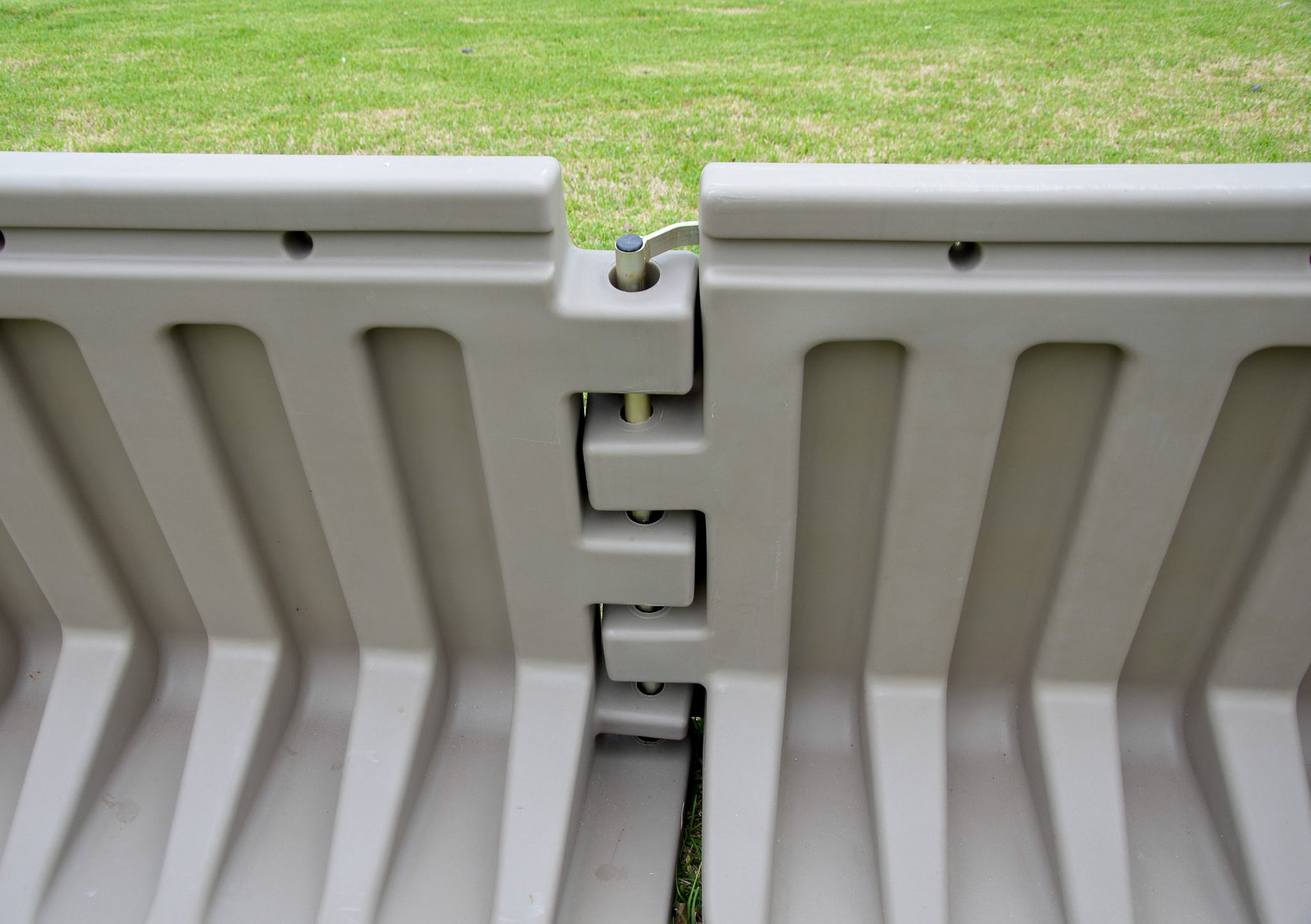 Poly Dike MPE - Hard Poly Walls — Consolidated Containment